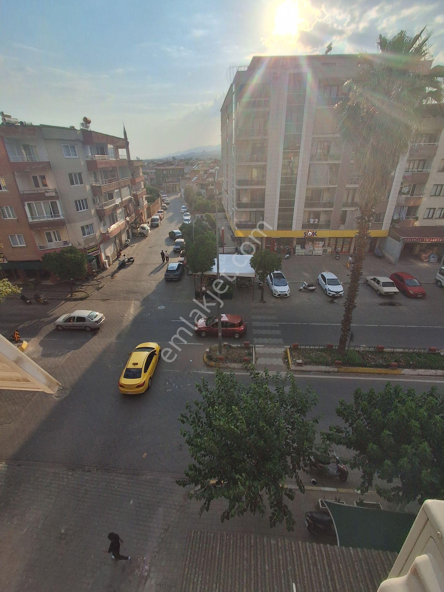 Nazilli Şirinevler'de Satılık Eşyalı Geniş 3+1 Daire - Görsel 10