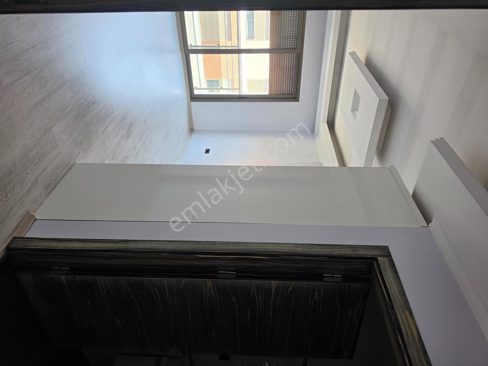Bostanlı'nın Kalbinde,sahile Yakın,masrafsız 2.5+1 Kiralık Daire - Görsel 22