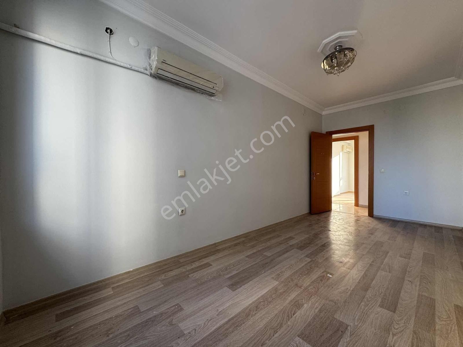 Uğur Kurtulmuş'tan Ülker Sitesi'nde Kiralık 3+1 Arakat Daire - Görsel 34