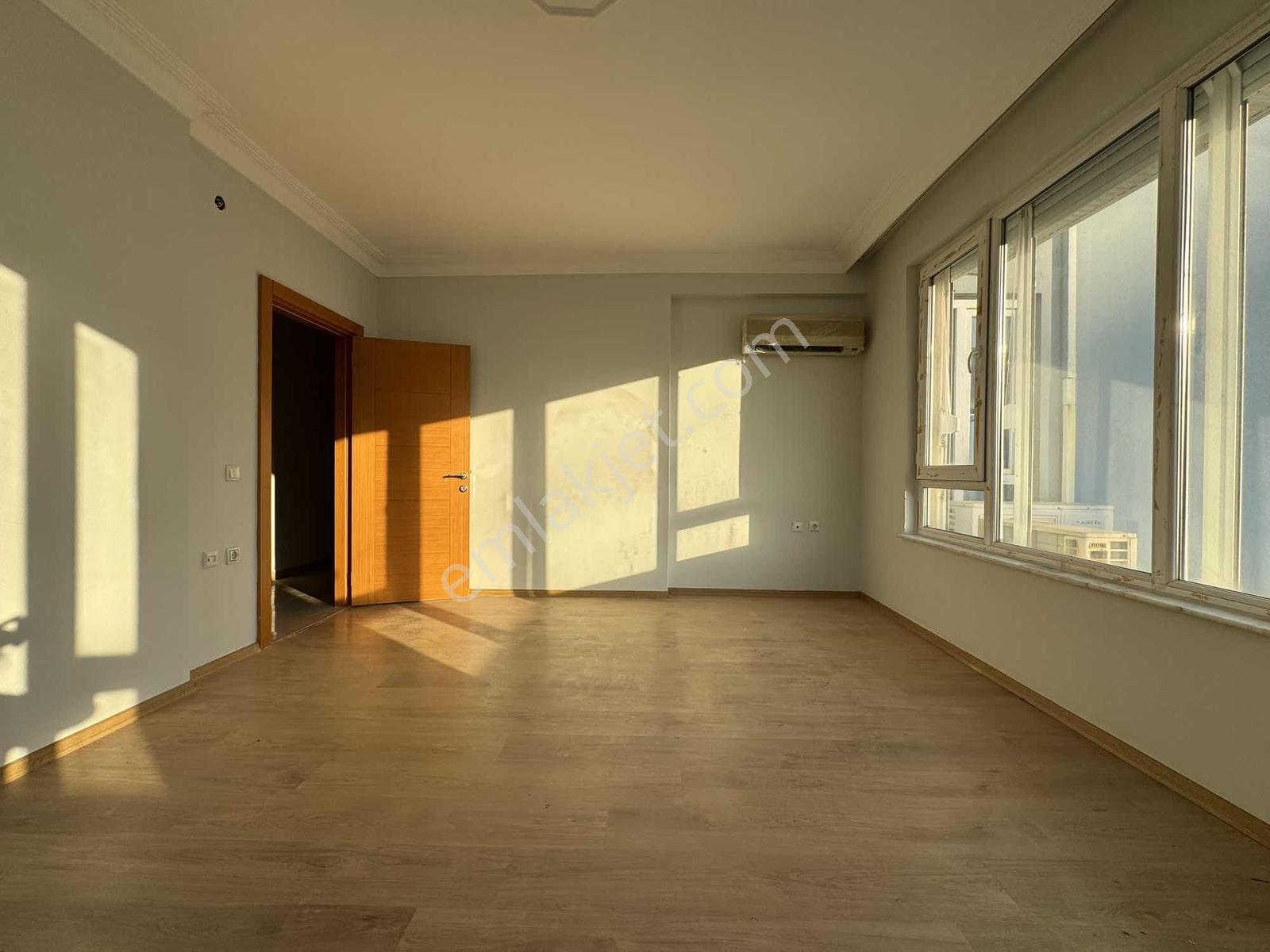 Uğur Kurtulmuş'tan Ülker Sitesi'nde Kiralık 3+1 Arakat Daire - Görsel 19