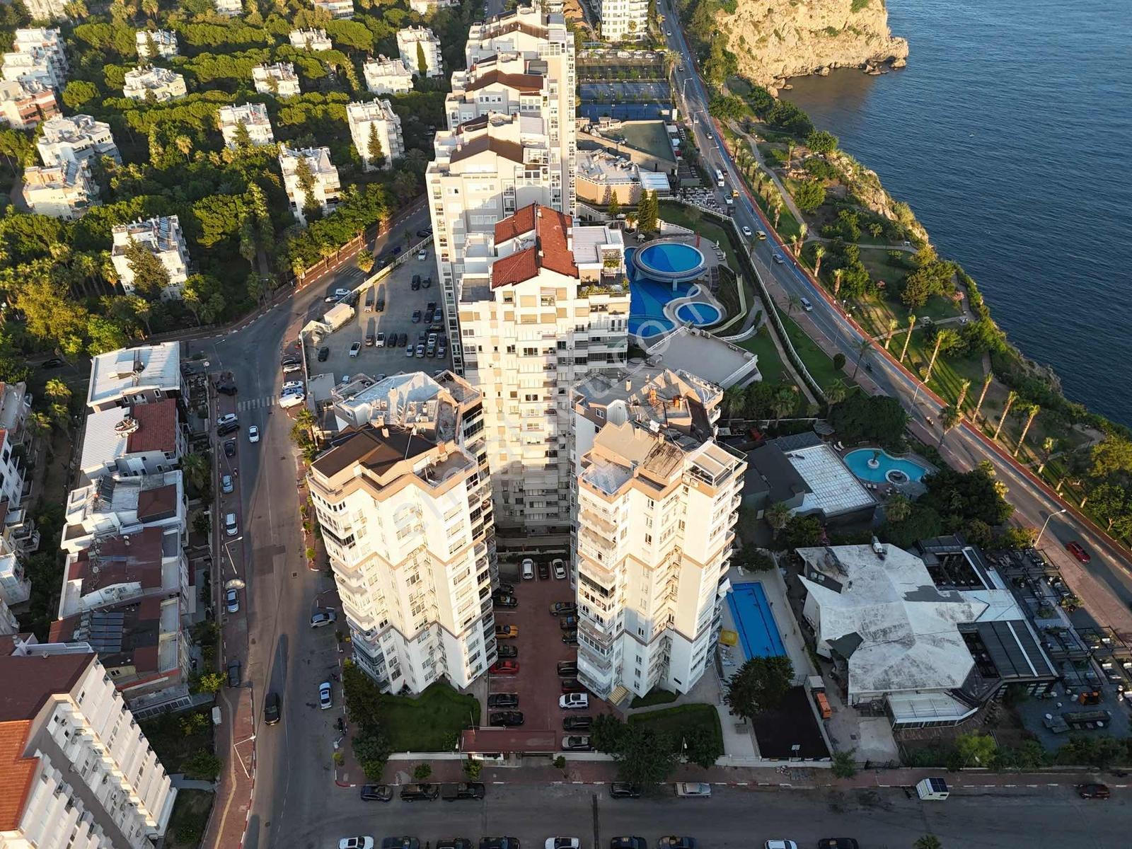 Uğur Kurtulmuş'tan Ülker Sitesi'nde Kiralık 3+1 Arakat Daire - Görsel 3