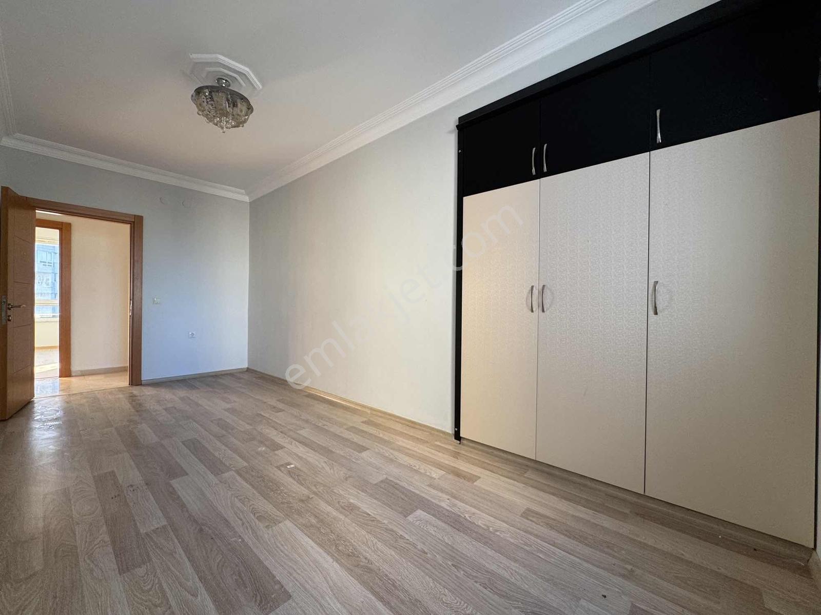 Uğur Kurtulmuş'tan Ülker Sitesi'nde Kiralık 3+1 Arakat Daire - Görsel 21