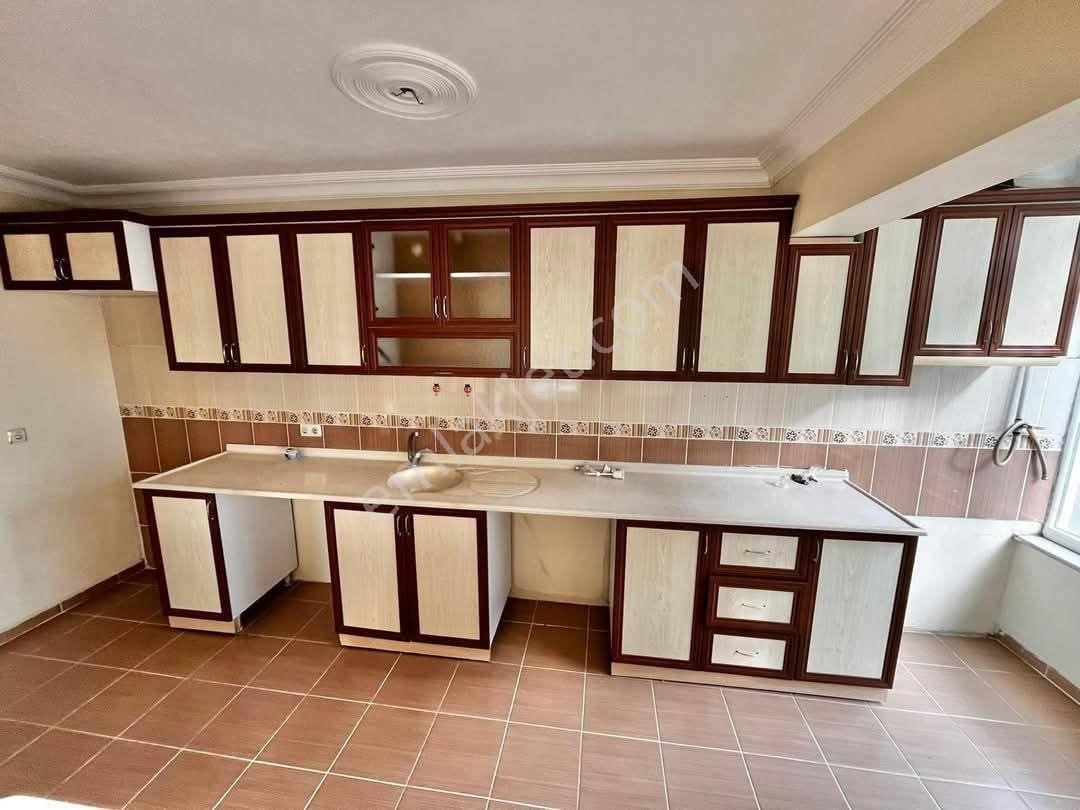 Kapaklı Vatan Caddesinde Cadde Cephe Kiralık Daire!!! - Görsel 10
