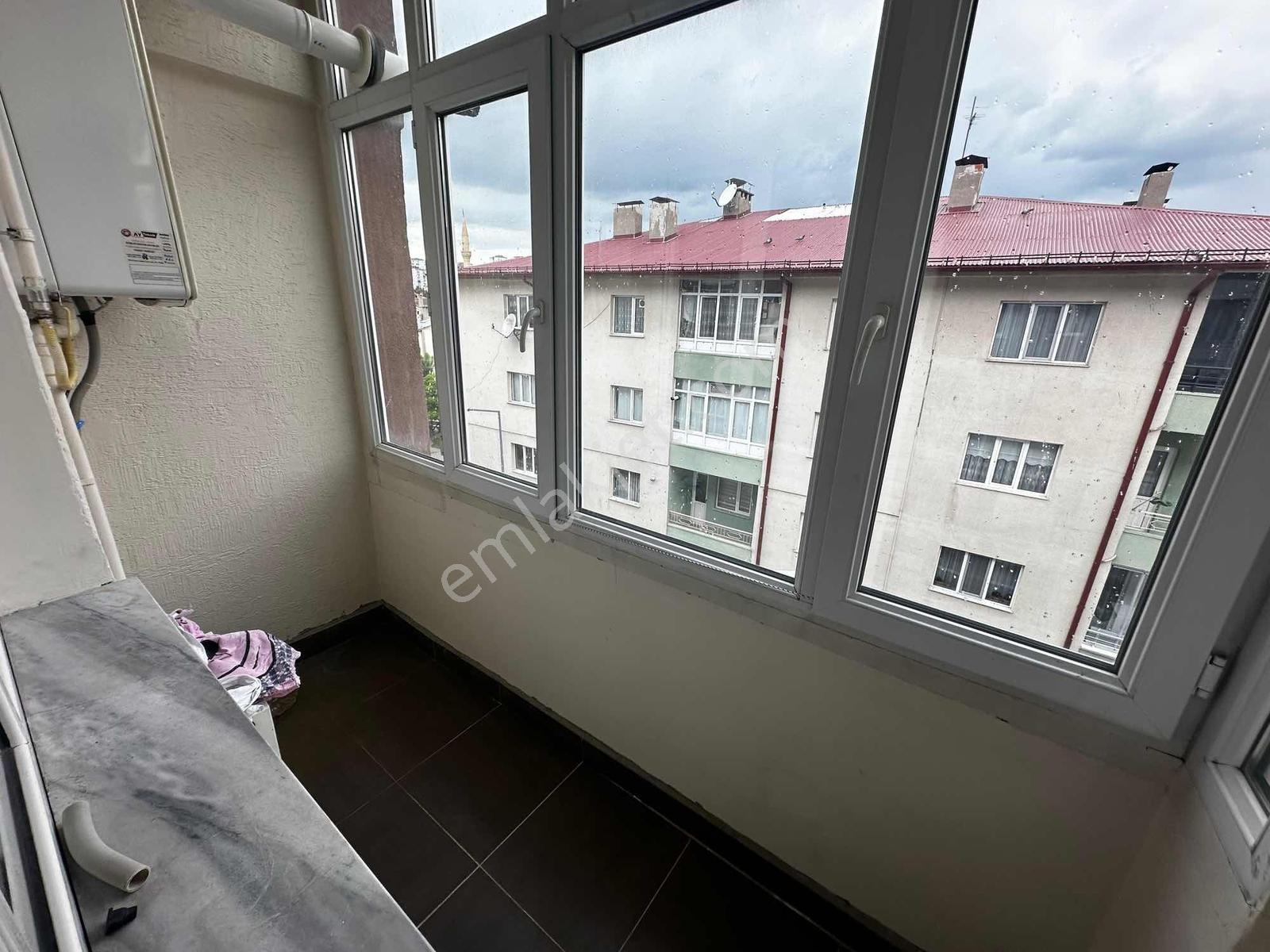Asrın Emlak'tan Selçuklu Mh.kiralık 2+1 Kombili Temiz Daire - Görsel 24