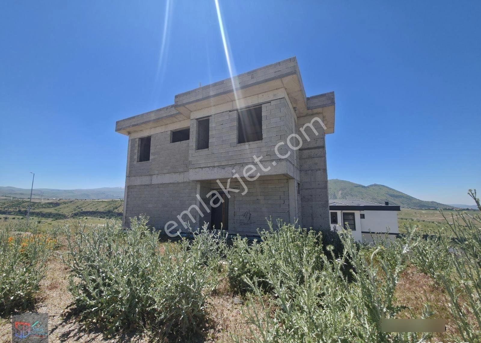 Sinan Gayrimenkulden Kaba İnşaatı Tamamlanmış Satılık Villa - Görsel 22