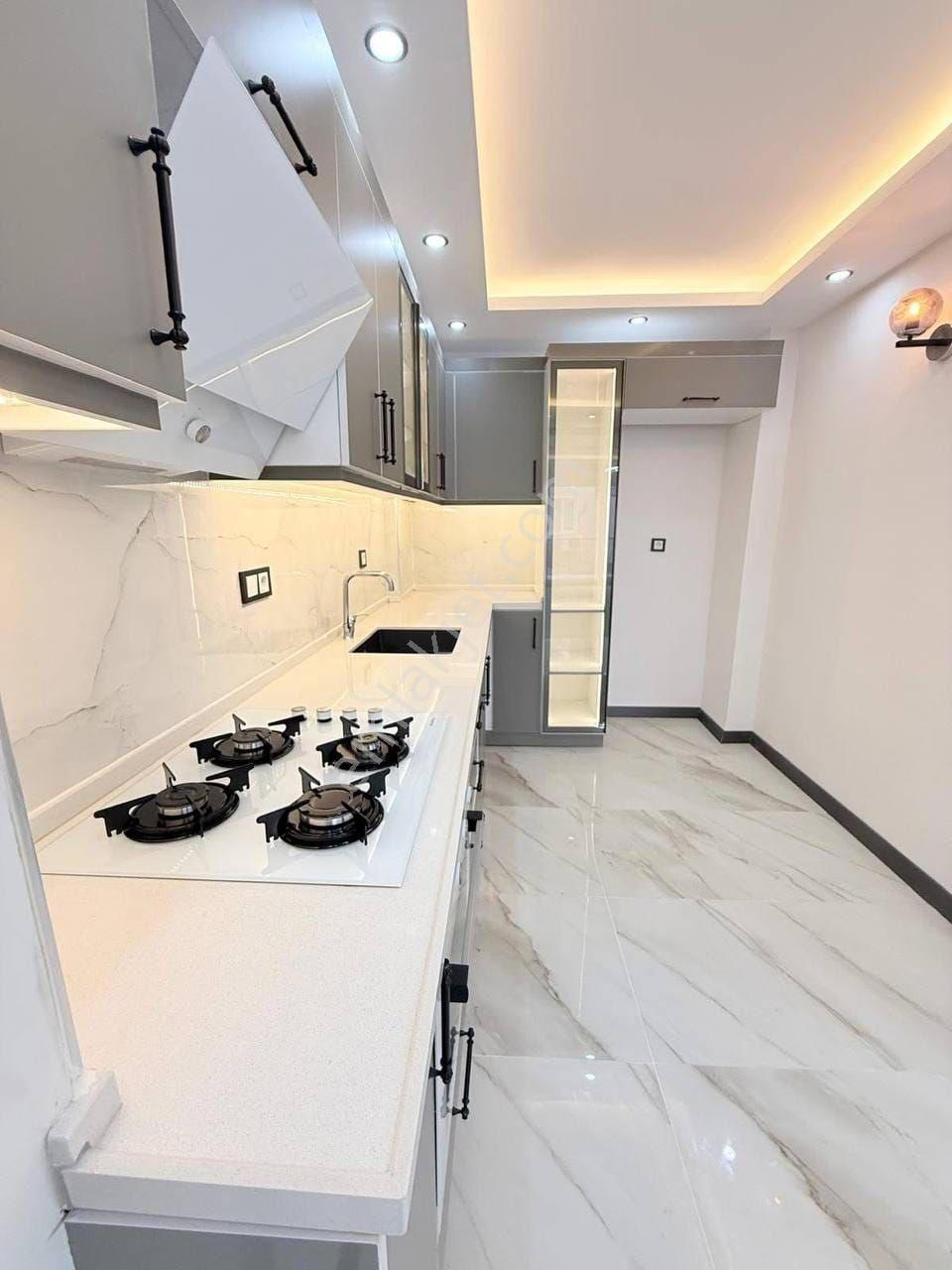 Menderes Metro Ve Meydana Yakın 2+1 Kiralık Daire - Görsel 7