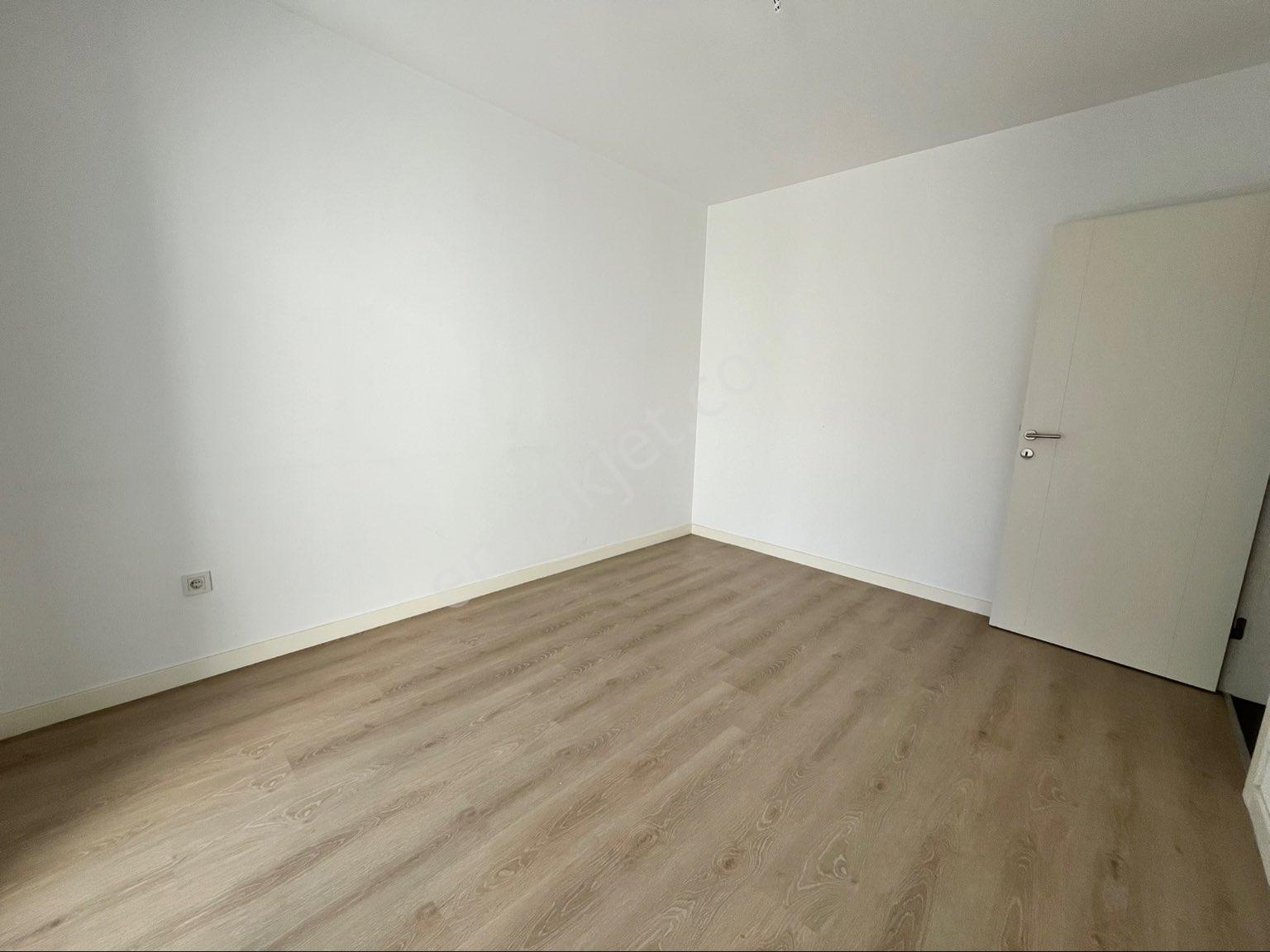Karşıyaka 360 Sitesi 3+1 Kiralık Daire - Görsel 30