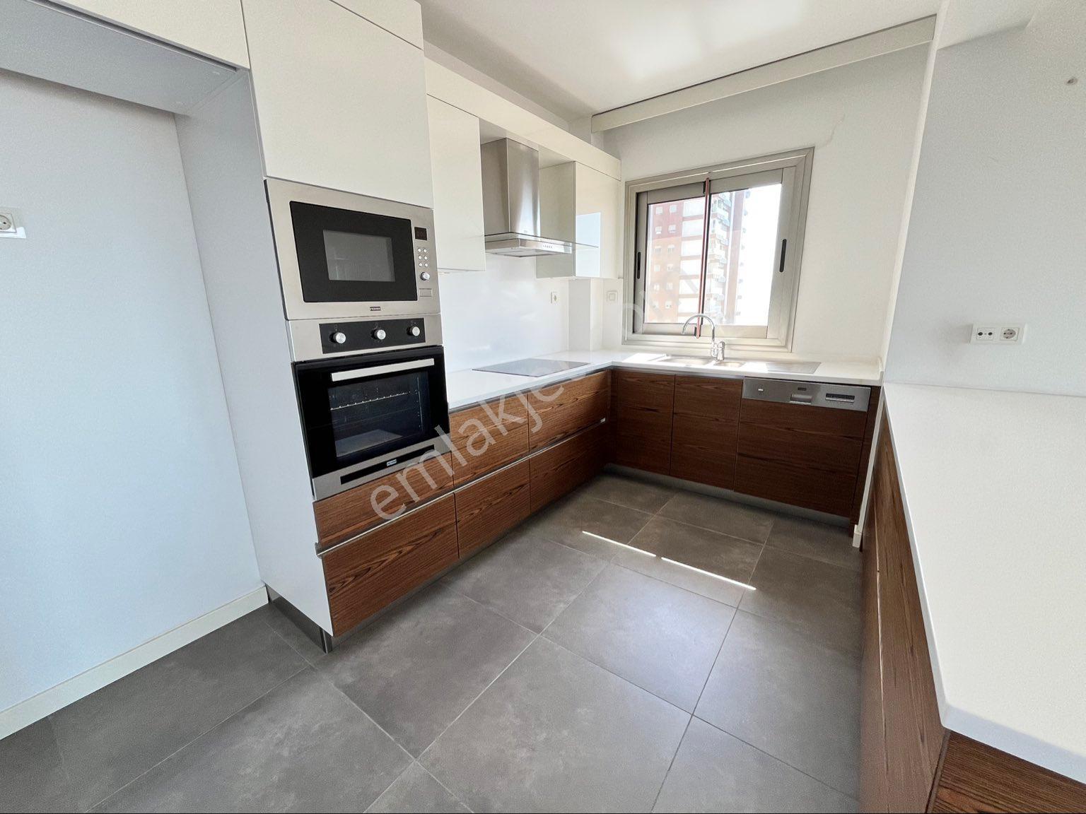 Karşıyaka 360 Sitesi 3+1 Kiralık Daire - Görsel 13