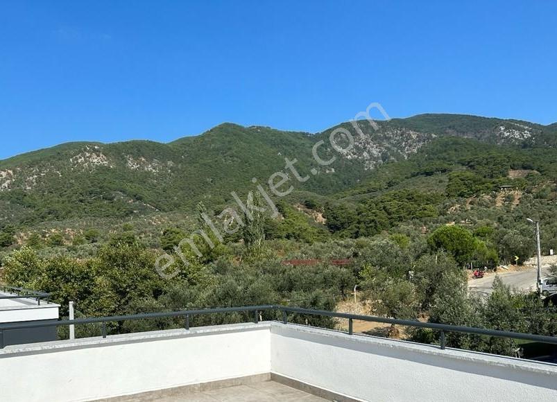 Deniz Manzaralı Triplex Havuzlu Villa - Görsel 17