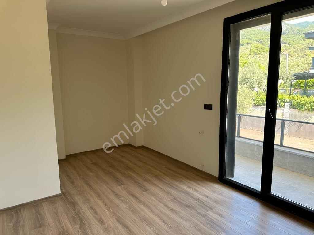 Deniz Manzaralı Triplex Havuzlu Villa - Görsel 22