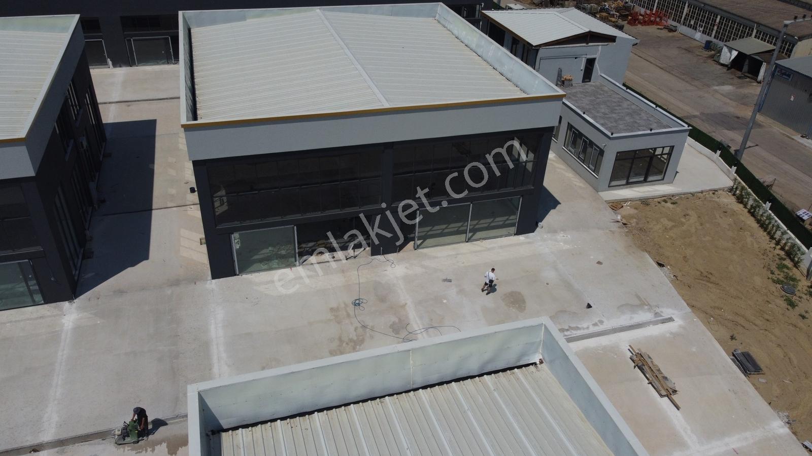 Karataş'tan 200 M2 Galeri Sitesinde Satılık Sıfır Dükkan - Görsel 29