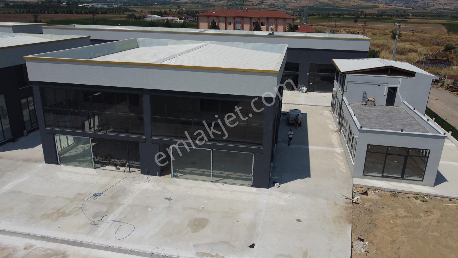 Karataş'tan 200 M2 Galeri Sitesinde Satılık Sıfır Dükkan - Görsel 12