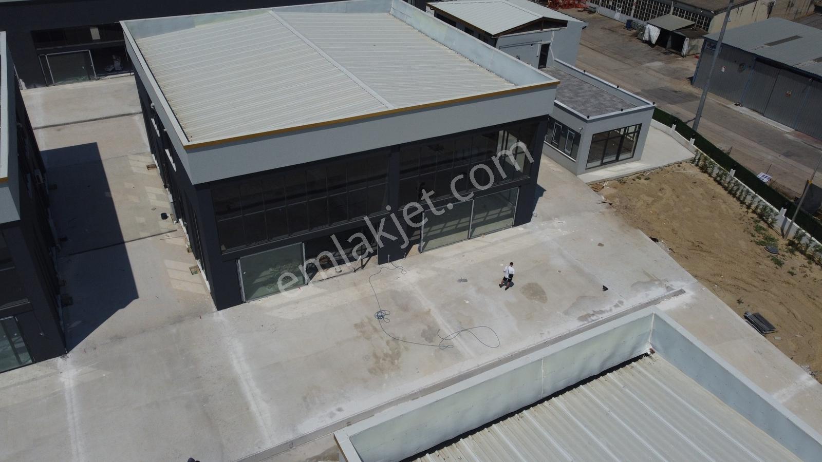 Karataş'tan 200 M2 Galeri Sitesinde Satılık Sıfır Dükkan - Görsel 17
