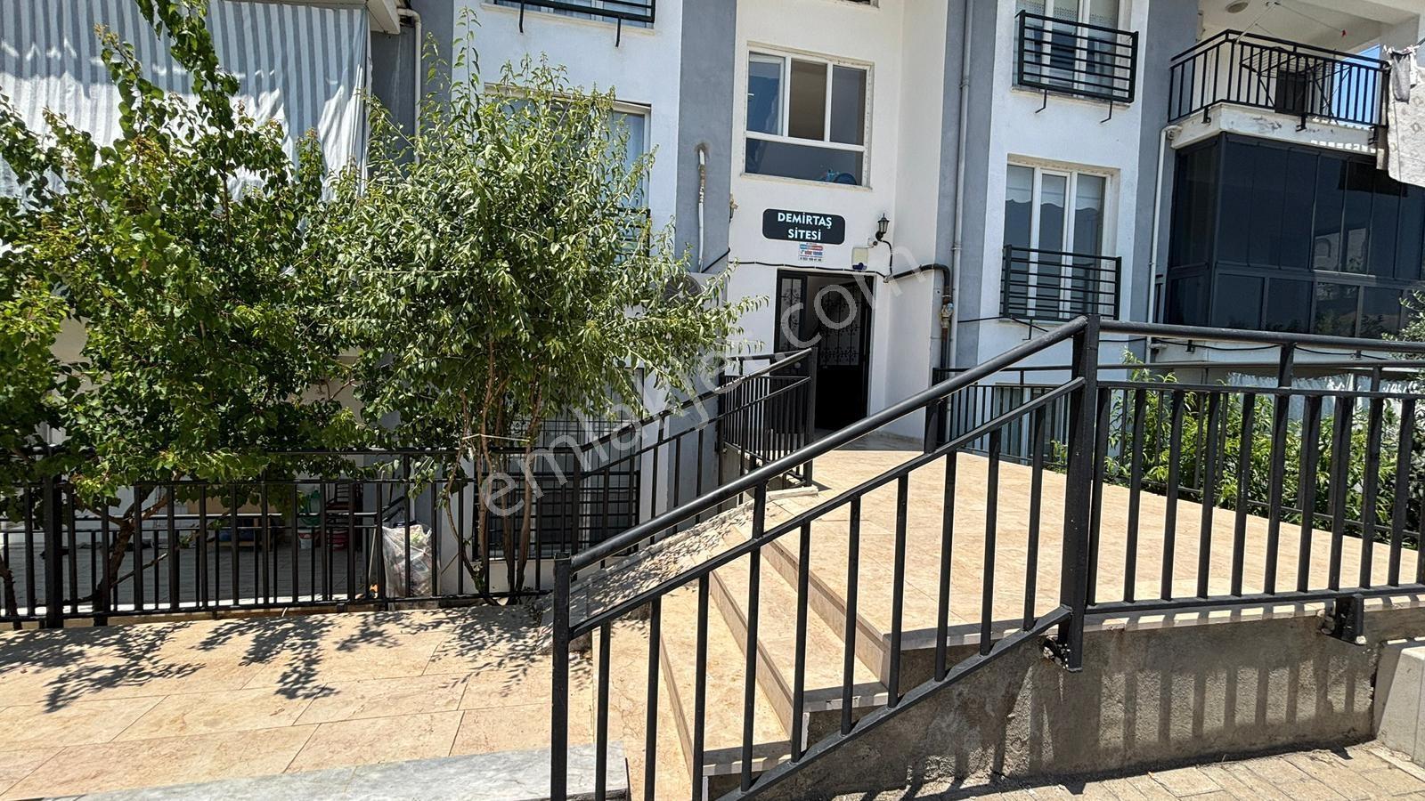 Denipol Arkasında Kiralık 2+1 Ara Kat Daire - Görsel 3