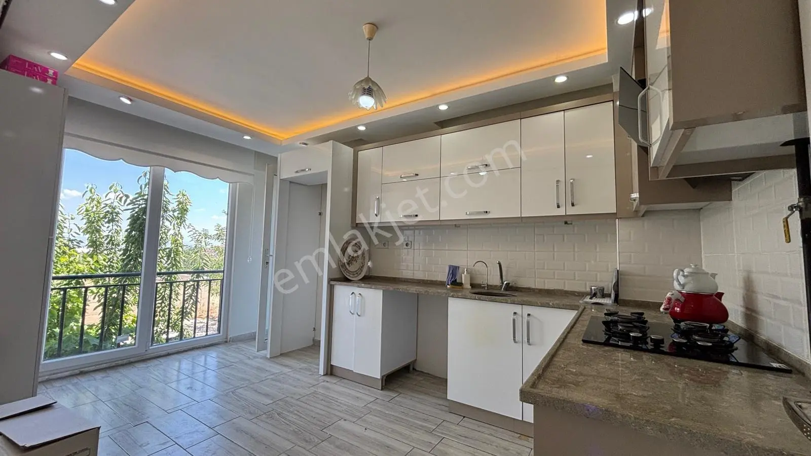 Denipol Arkasında Kiralık 2+1 Ara Kat Daire