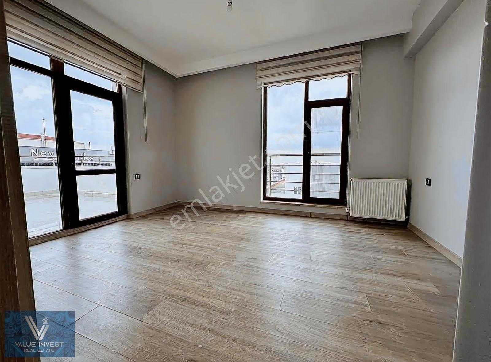 Çambayırı'da Geniş Teraslı Ankara Manzaralı 3 + 1 Lüks Daire