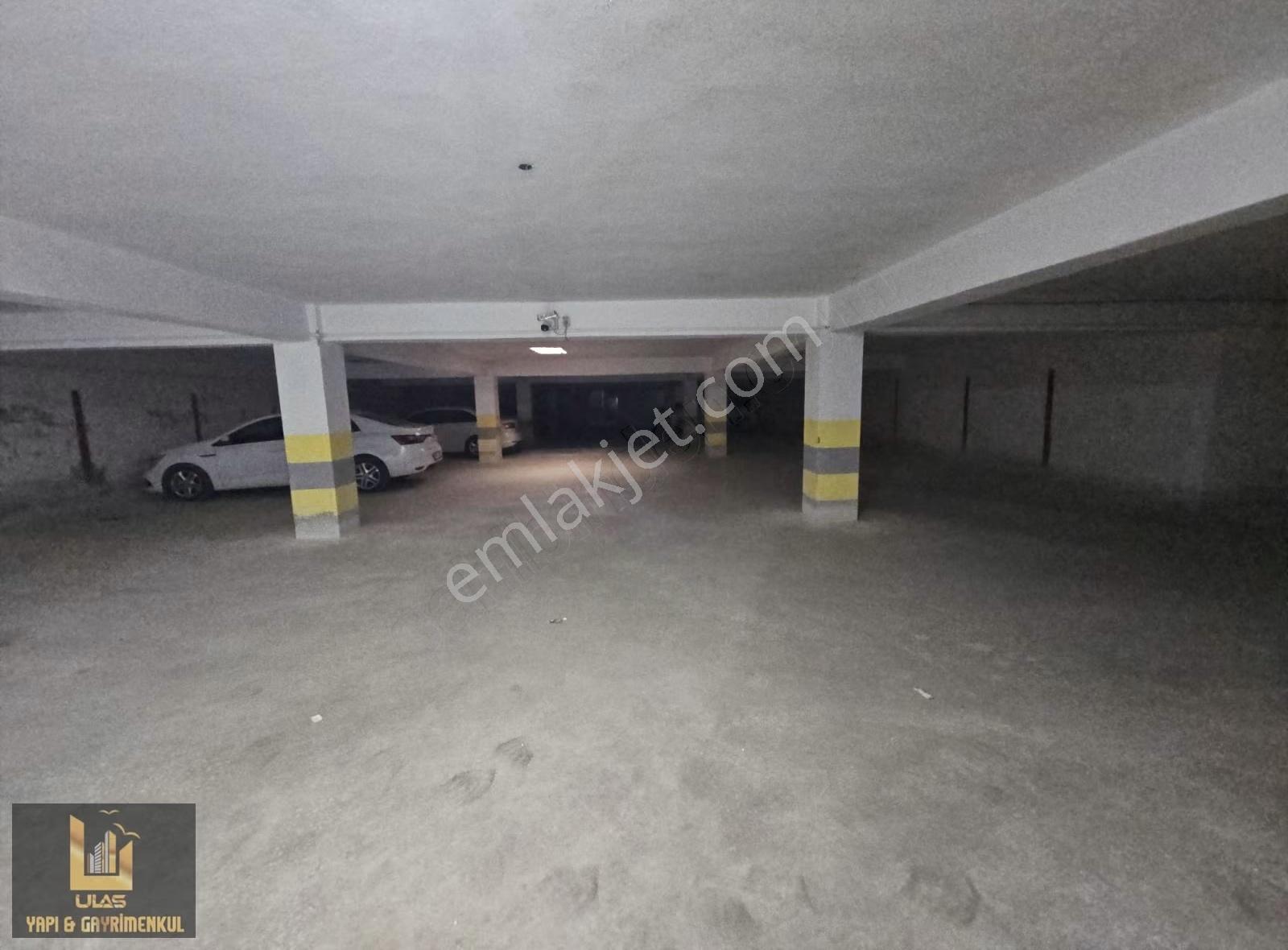Ulaş Emlaktan Atakentte Satılık Kapalı Otoparklı 2+1 Daire - Görsel 8