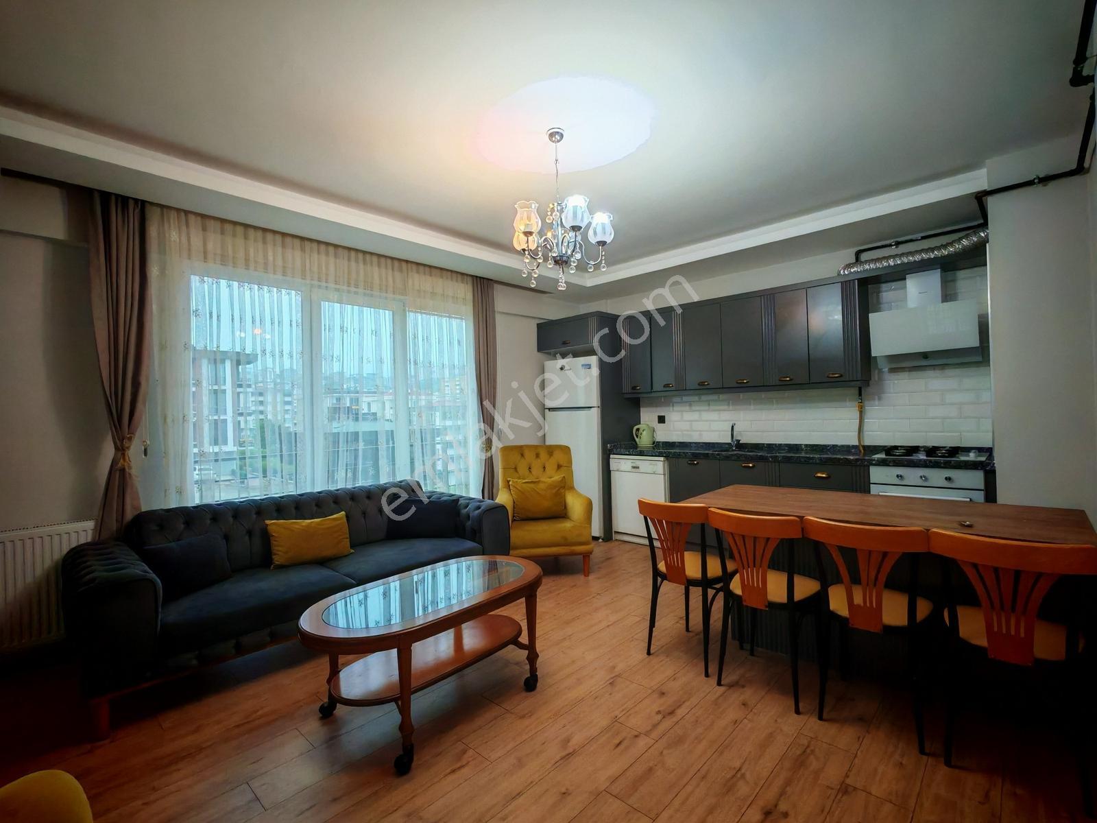 Tramvay Durağına Yakın Deniz Mazaralı Eşyalı Kiralık 1+1 Daire - Görsel 21