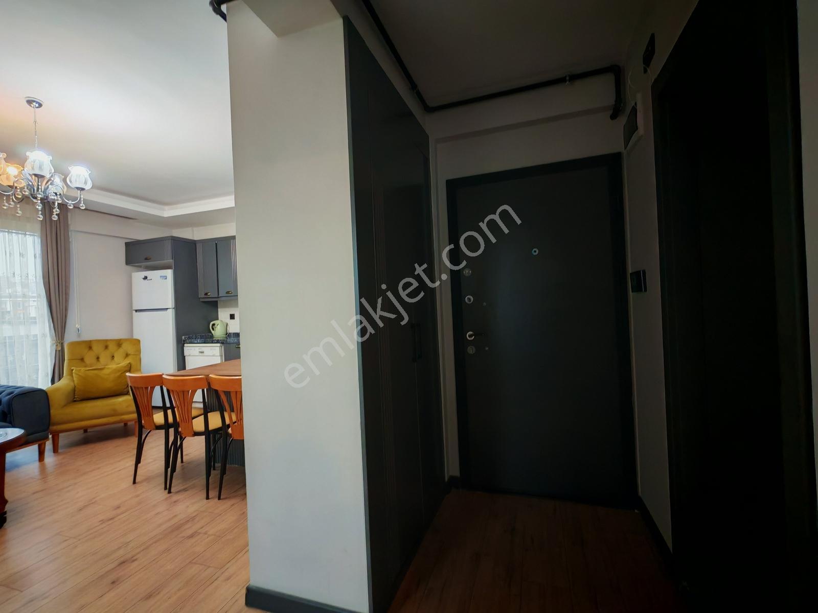 Tramvay Durağına Yakın Deniz Mazaralı Eşyalı Kiralık 1+1 Daire - Görsel 4