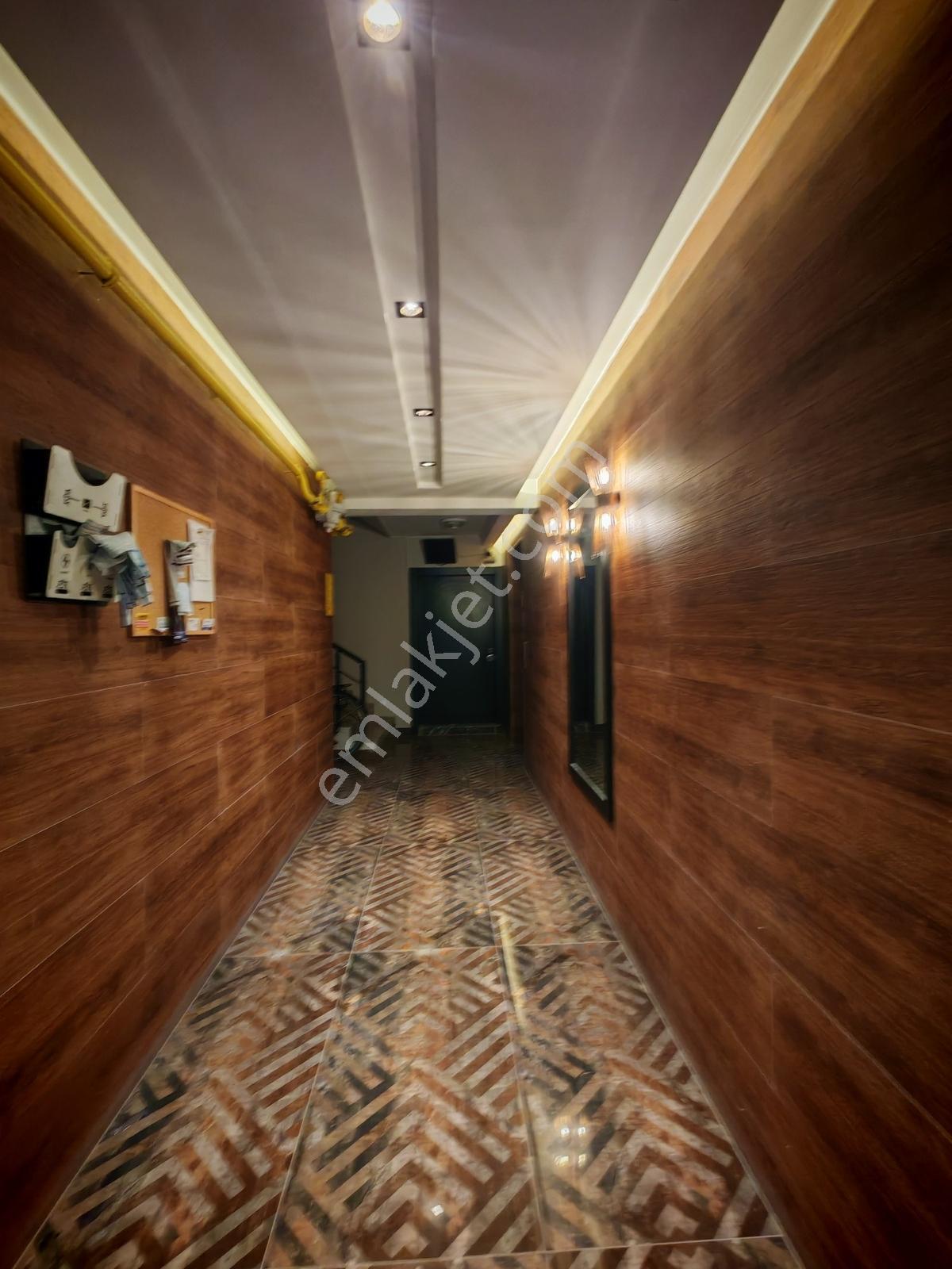 Tramvay Durağına Yakın Deniz Mazaralı Eşyalı Kiralık 1+1 Daire - Görsel 8