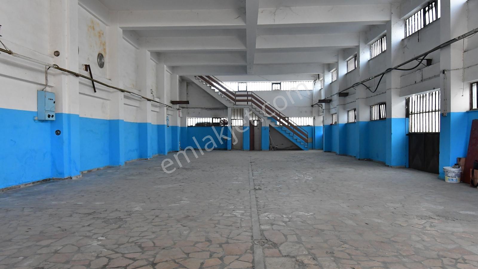 Bursa Osmangazi Küçükbalıklı'da 720 M² Kolonsuz Kiralık Fabrika - Görsel 24