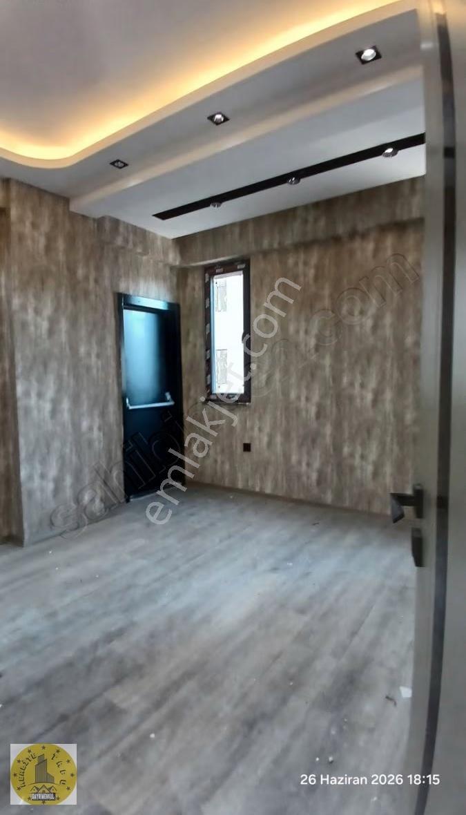Realite Tapu Dan 35 M Cadde Üzeri Yerden Isıtma Sıfır 2+1 - Görsel 11