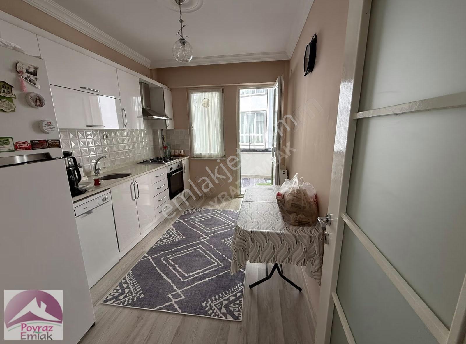 Cumayeri Çarşı Merkezinde 125 M² 3+1 Satılık Fırsat Arakat Daire - Görsel 8