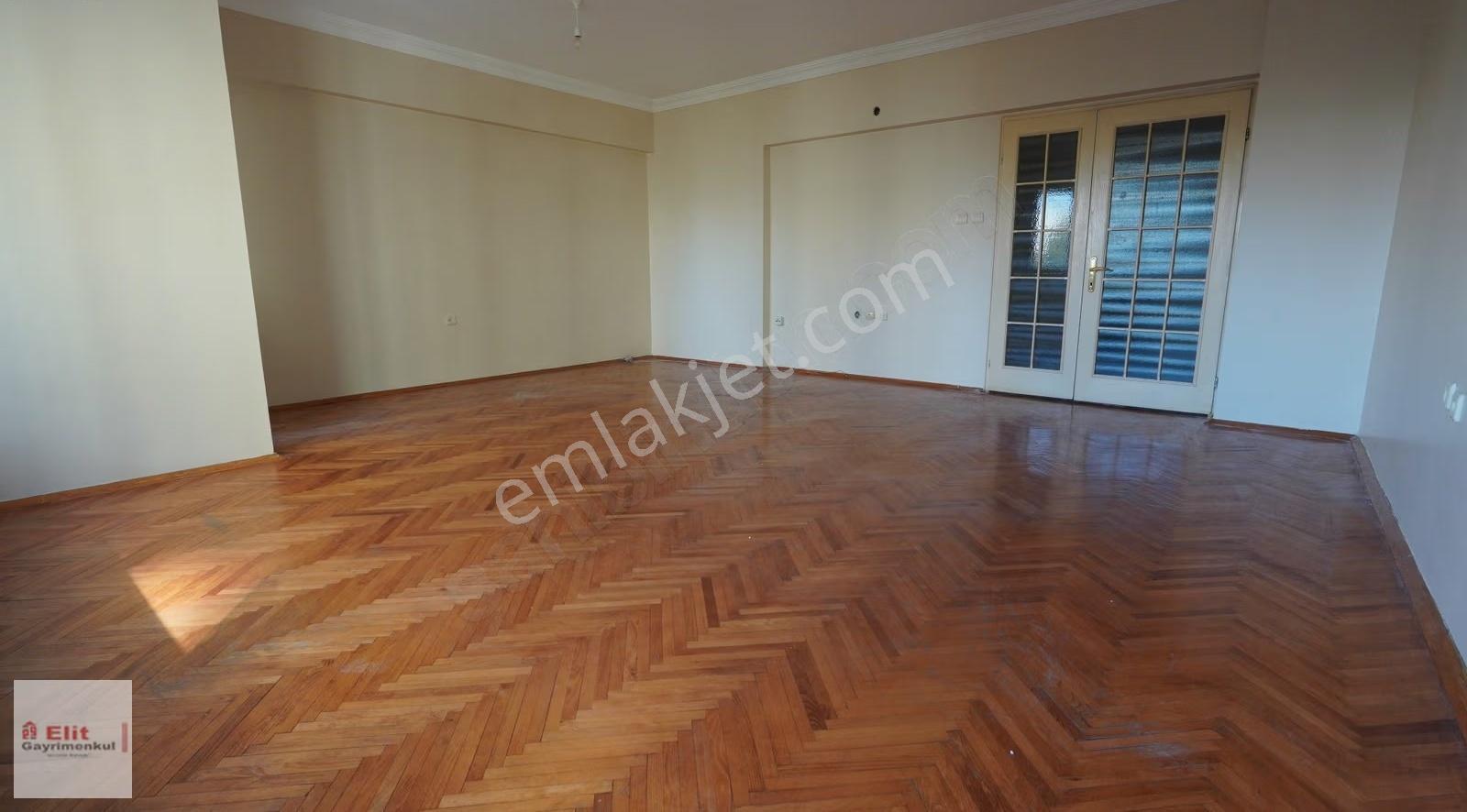 Elitten 3+1 Ümitköy Merkez Anacaddede Kombili 2banyolu Sitede - Görsel 10
