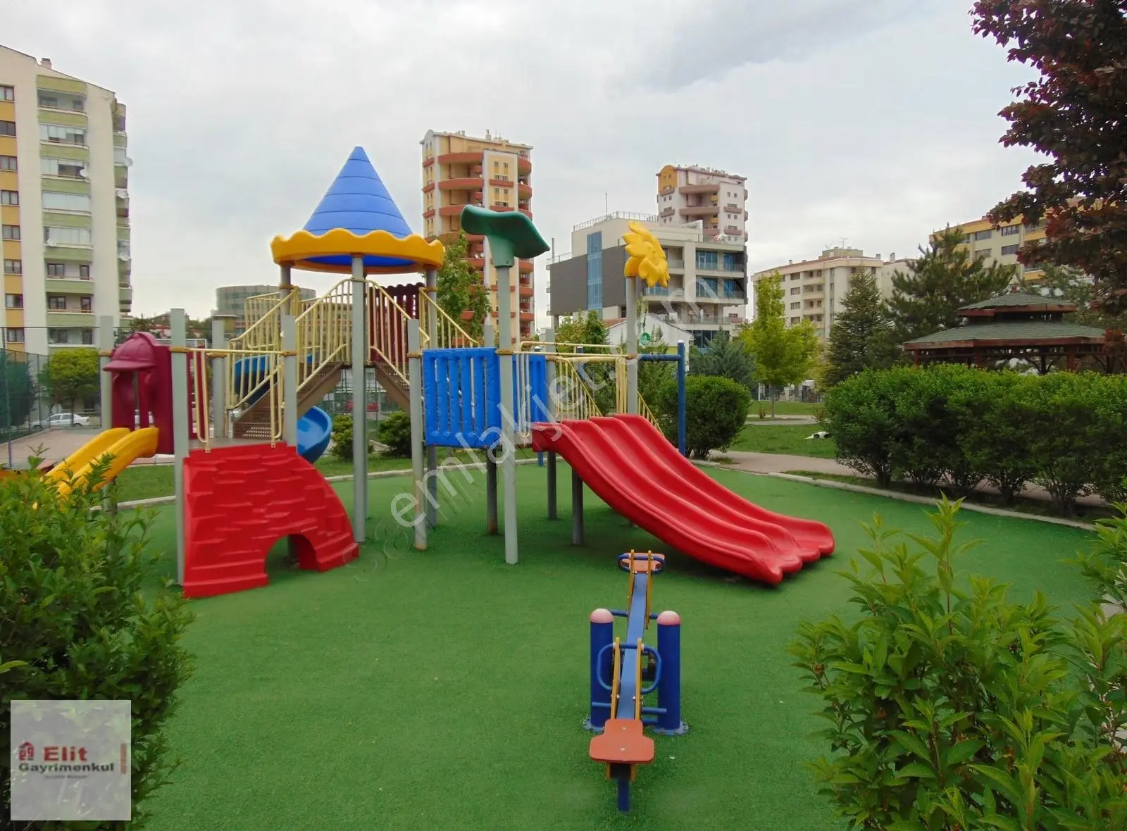 Elitten 3+1 Ümitköy Merkez Anacaddede Kombili 2banyolu Sitede - Görsel 5