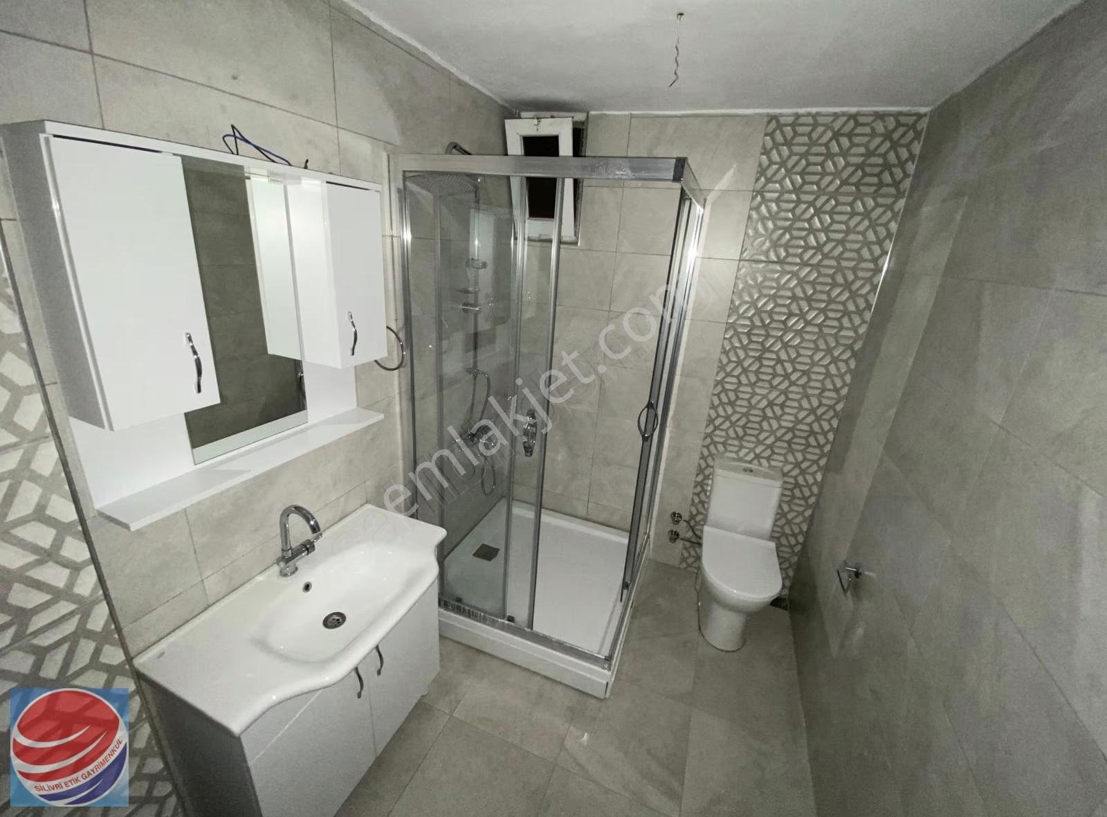 Silivri Fatih Mahallesi Zümrüt Sitesinde 3+1 Kiralık Daire.. - Görsel 3