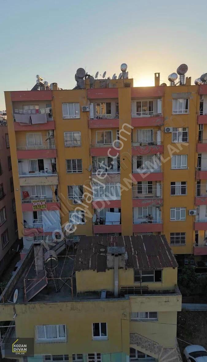 Kozan Divan Emlak'tan Merkezde Az Katlı Ara Kat Ful Yapılı Daire - Görsel 21