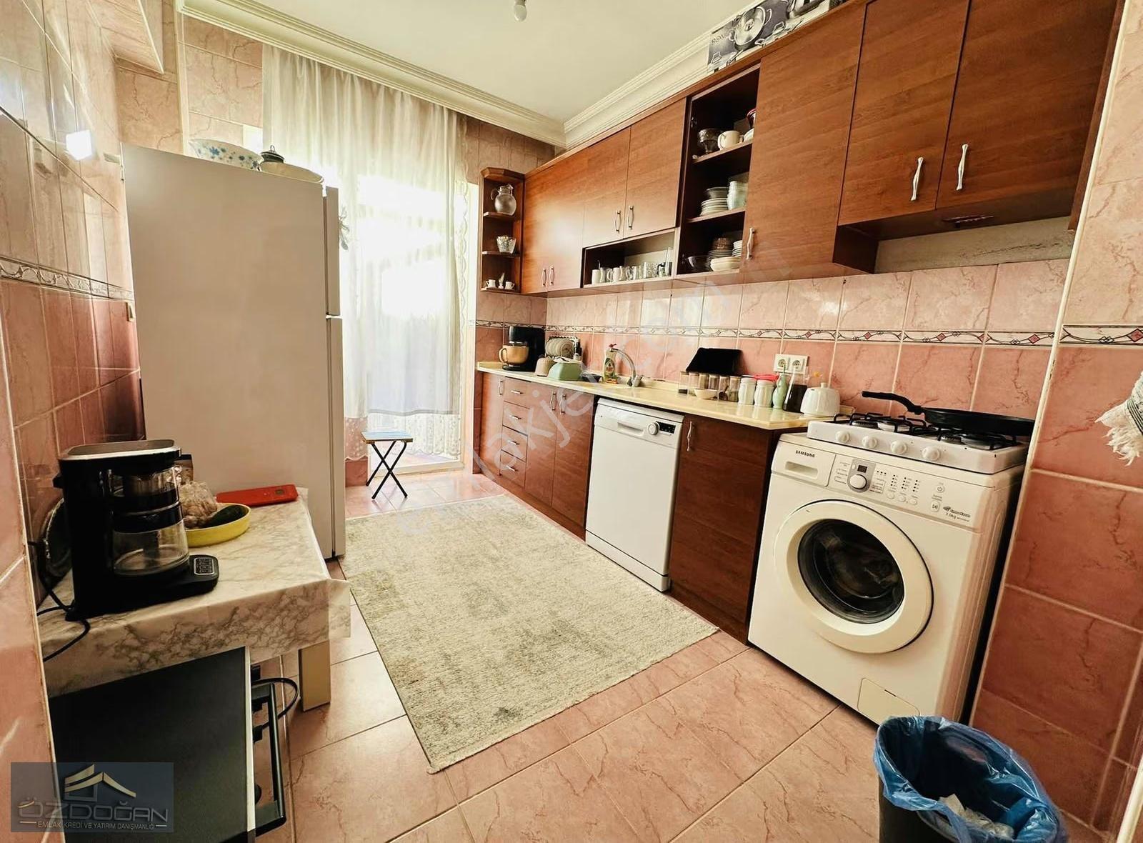 Tramvay Yakını Gündoğdu Da 2+1 100m2 Katta Kelepir Daire - Görsel 16