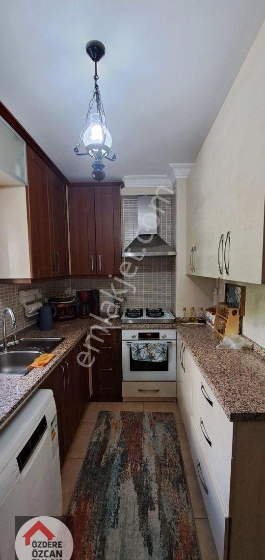 İzmir Menderes Özdere De Denize Yakın Yazlık Ve Kışlık İçin Uygun Ev 4 +1 Otoparklı Ferah Bir Yerde - Görsel 24