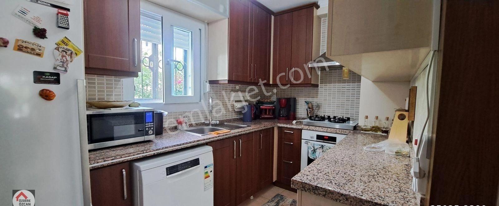 İzmir Menderes Özdere De Denize Yakın Yazlık Ve Kışlık İçin Uygun Ev 4 +1 Otoparklı Ferah Bir Yerde - Görsel 13