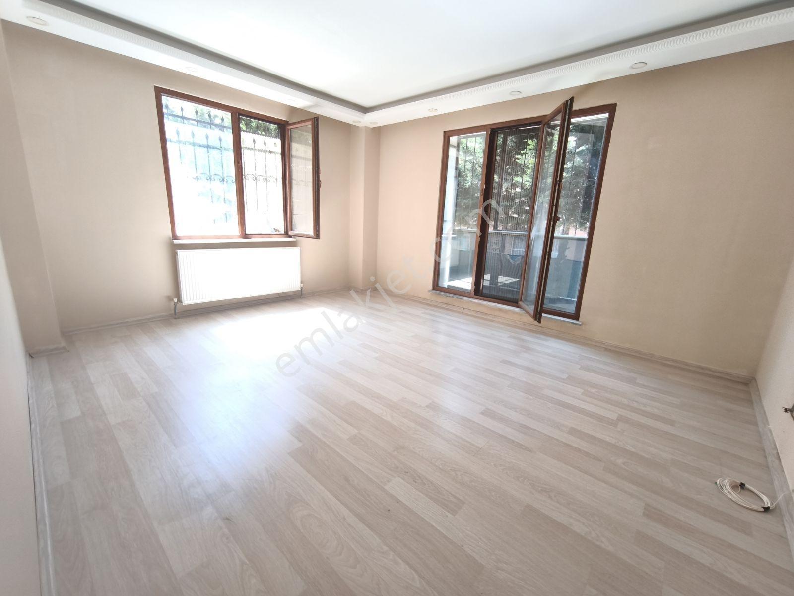 Madenler Metroya Yürüme Otoparklı Balkonlu 2.5+1 Kiralık - Görsel 12