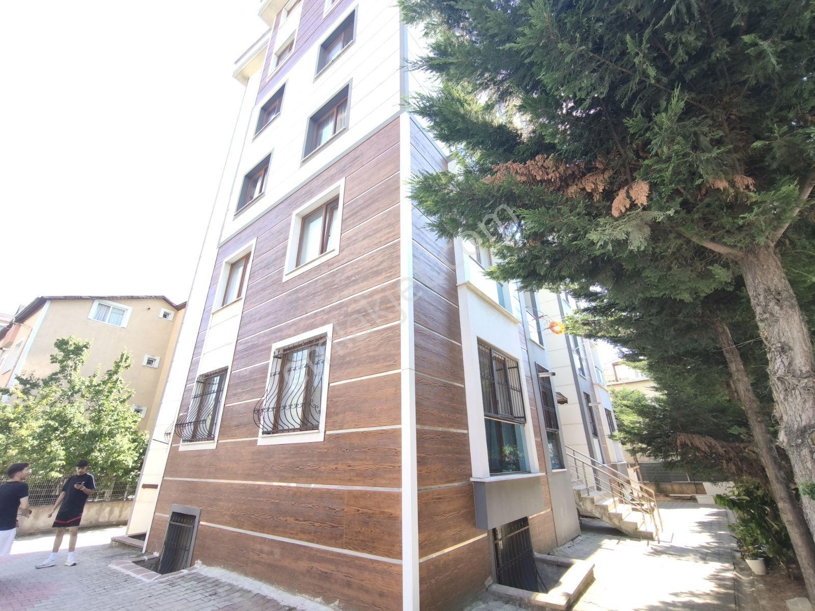Madenler Metroya Yürüme Otoparklı Balkonlu 2.5+1 Kiralık - Görsel 11