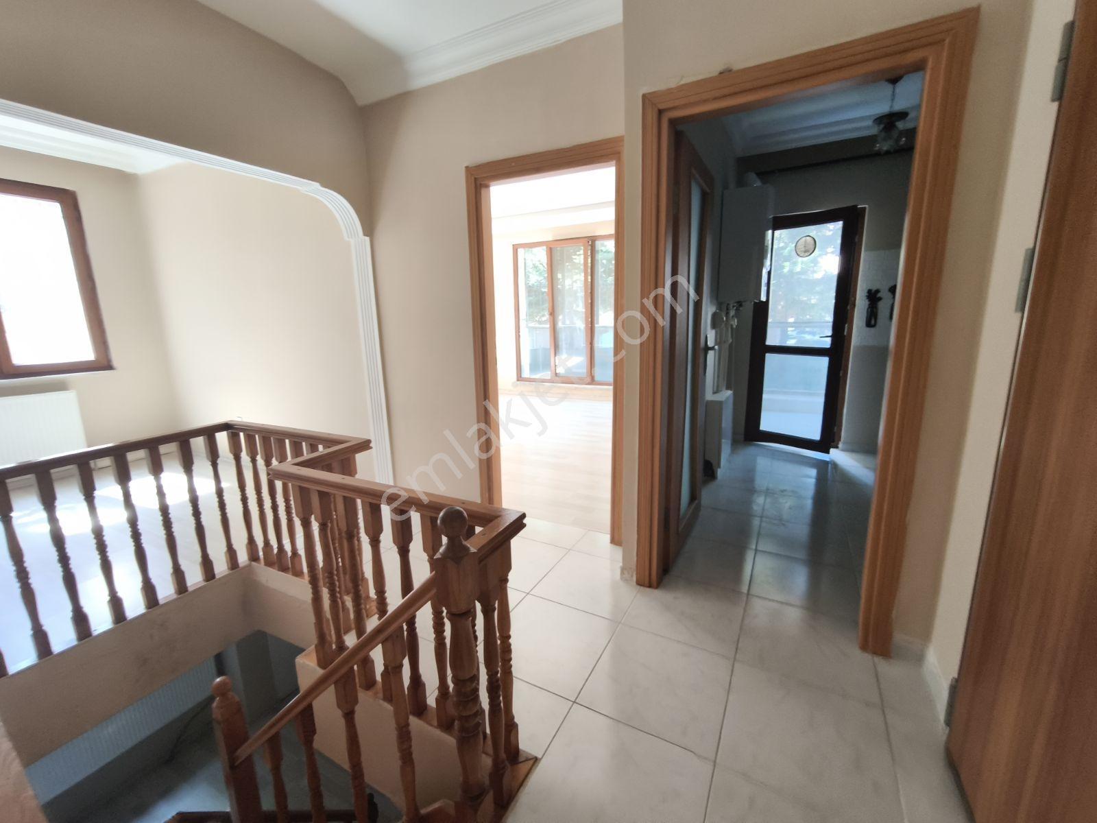 Madenler Metroya Yürüme Otoparklı Balkonlu 2.5+1 Kiralık - Görsel 28