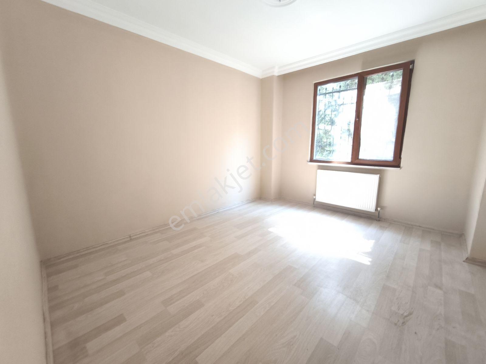 Madenler Metroya Yürüme Otoparklı Balkonlu 2.5+1 Kiralık - Görsel 18