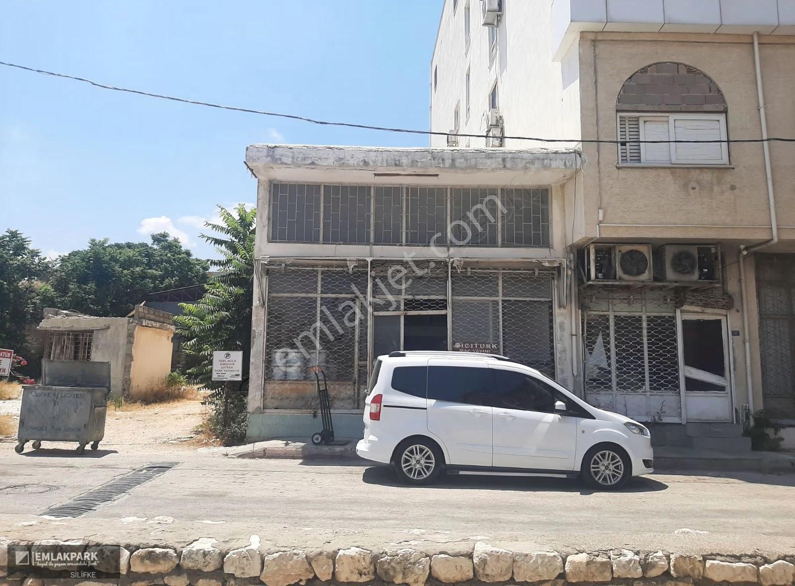 Emlakparkdan Silifke Saray Mahallesinde 215 M2 Asma Katlı Dükkan - Görsel 3