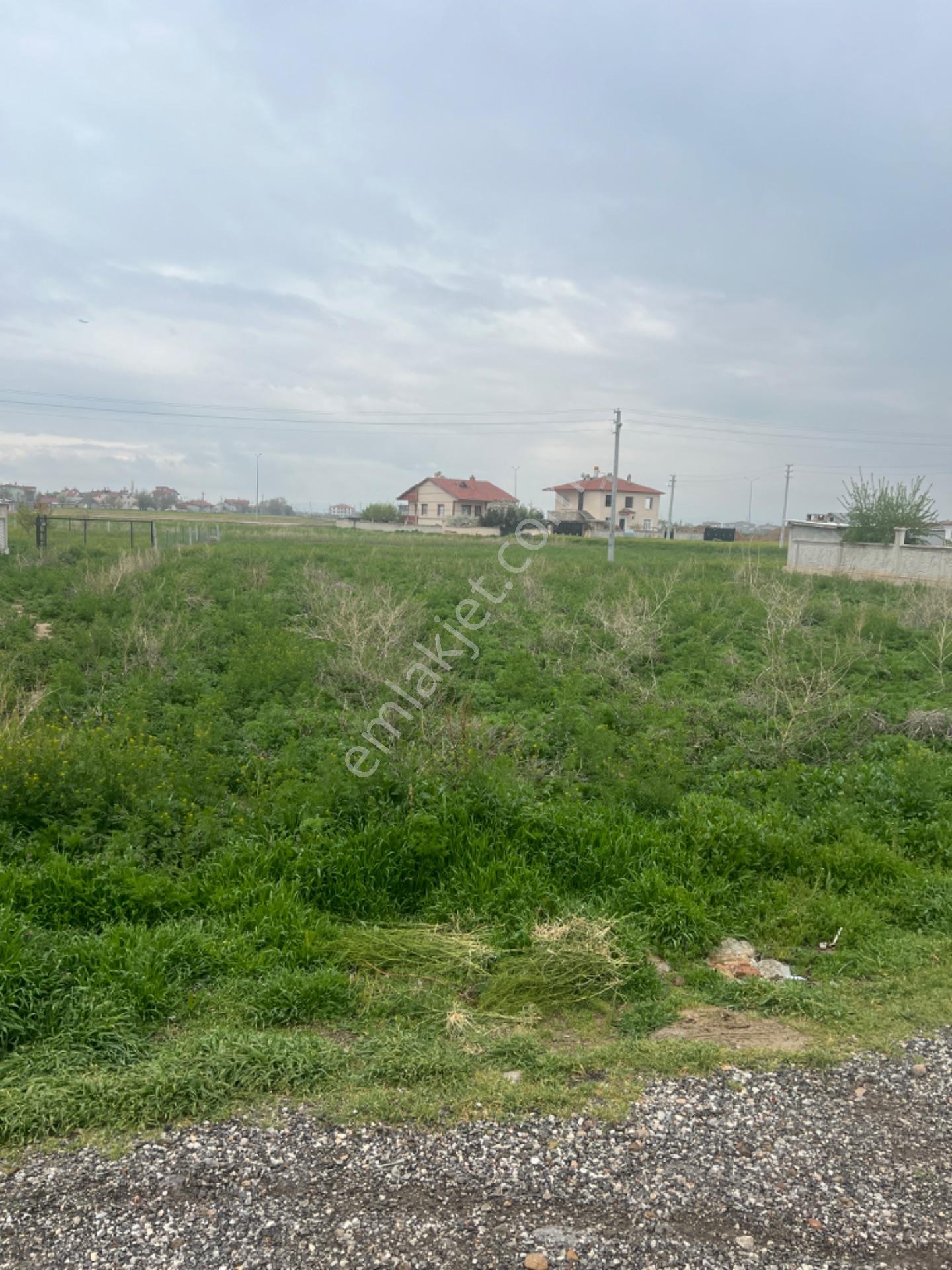 2 Kata İmarlı Arsa Daire / Villa - Görsel 2