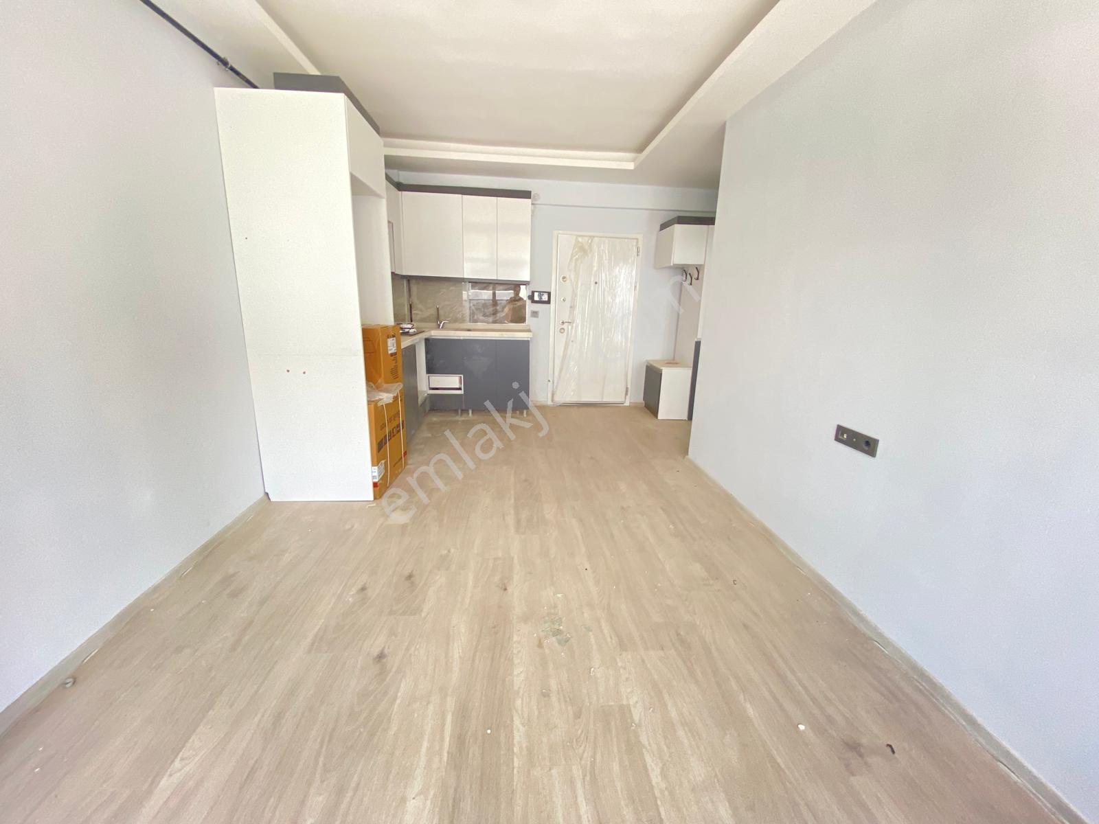 Alaçatı'dan İncek'te Uygun Fiyatlı 1+1 Kiralık Daire - Görsel 24