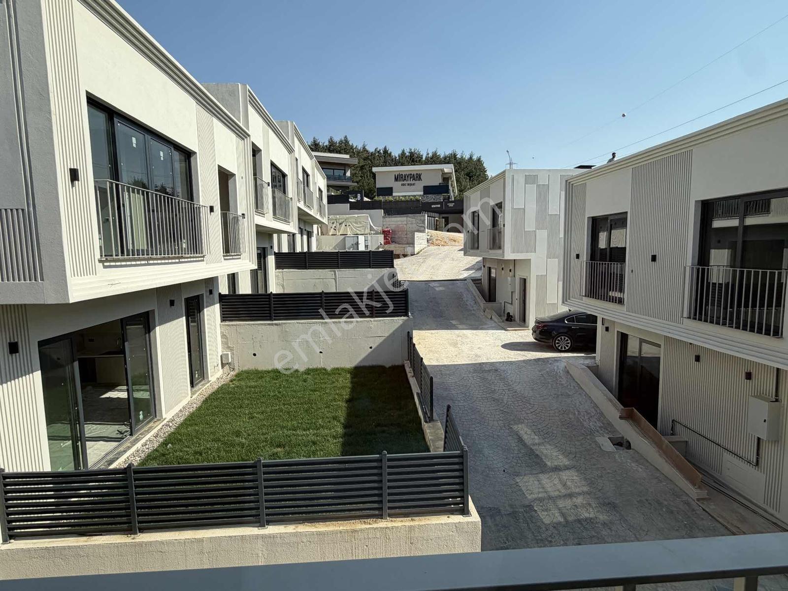 Gümüştepe İkon Yaşam Merkezine Yakın Full Sosyal Donatılı Villa - Görsel 25