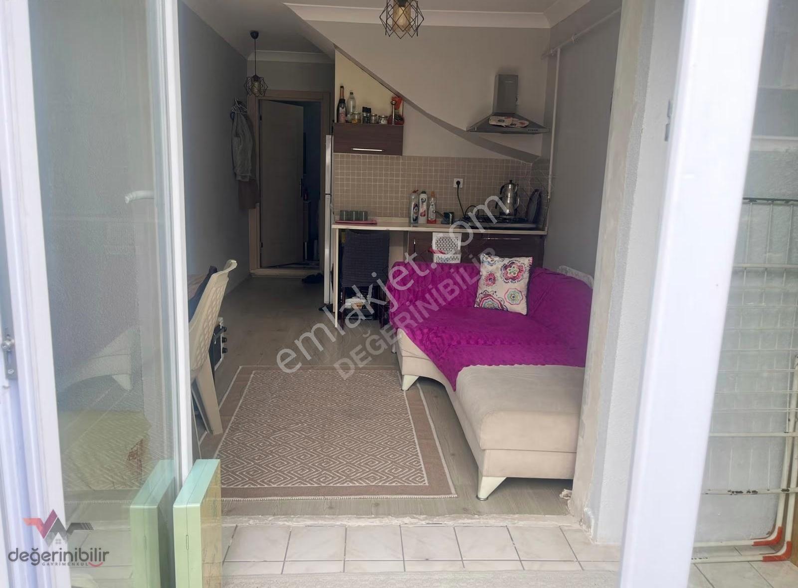 Bağçeşme'de Eşyalı 1+1 Dubleks Daire - Görsel 2