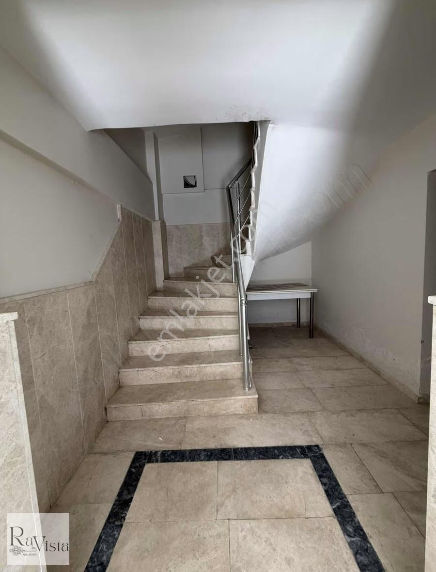 Buca Yıldız Mahallesi Yeni Bina Kiralık Eşyalı 1+1 Daire - Görsel 5