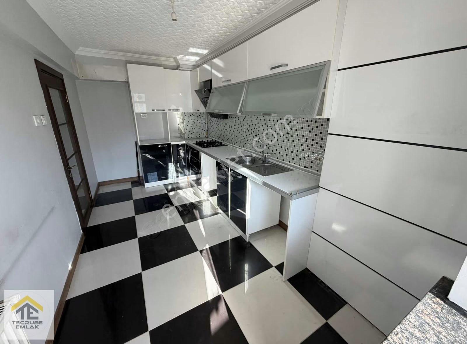 Gün Sazak Cadde Üzeri Orta Kat 3+1 Ön Cephe Full Yapılı Güney - Görsel 17