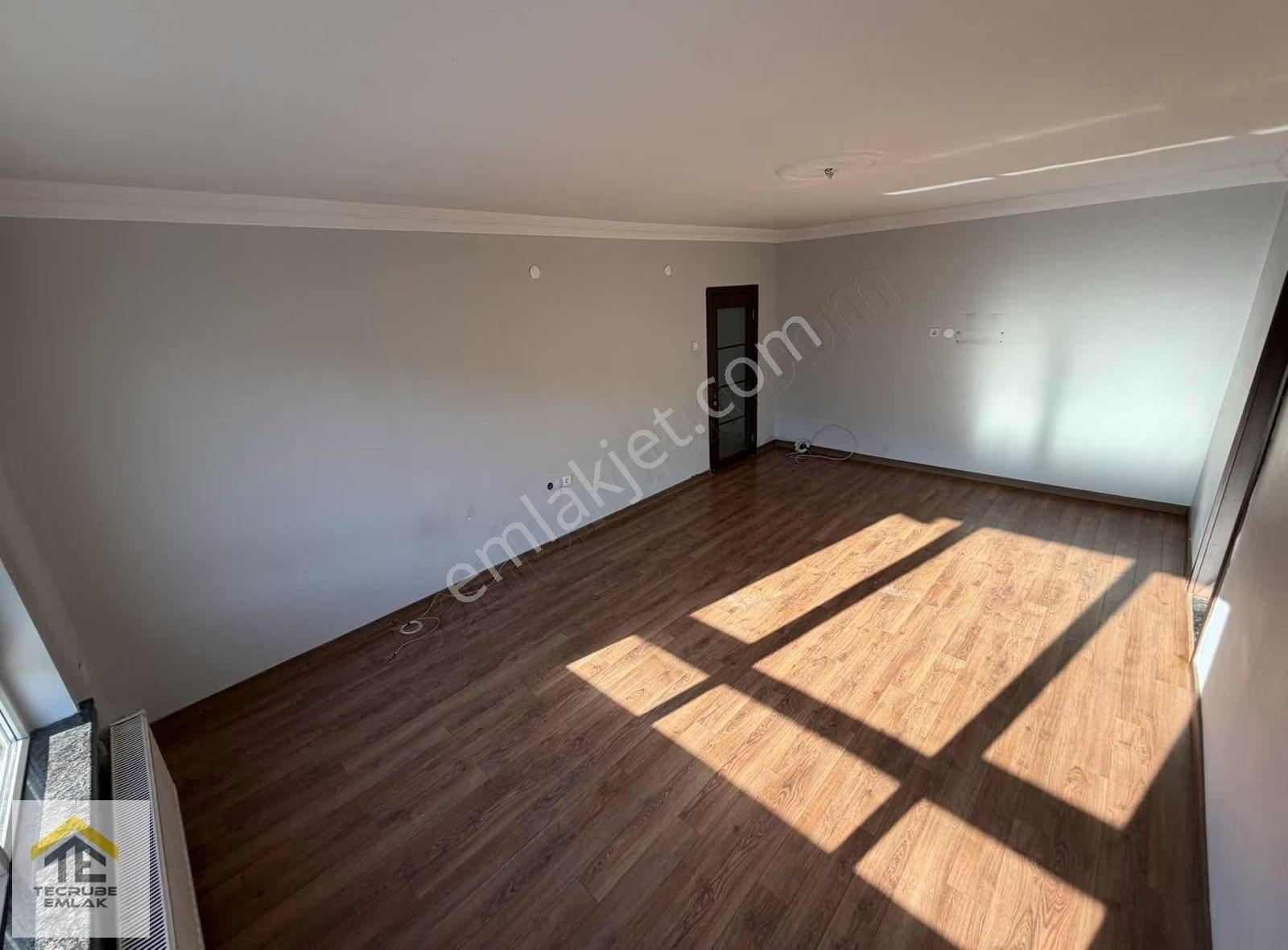 Gün Sazak Cadde Üzeri Orta Kat 3+1 Ön Cephe Full Yapılı Güney - Görsel 13