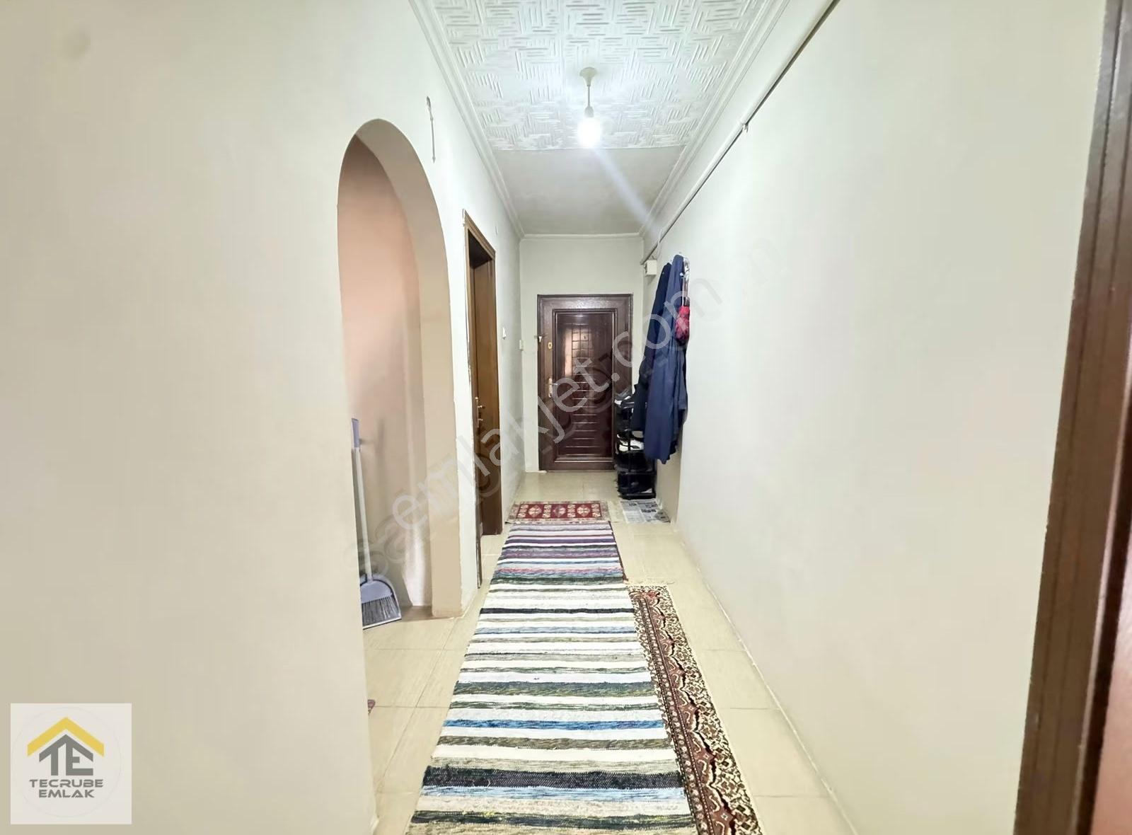 Çiçekli'de Yunus Emre Cad Yanı Katta 3+1 Önü Açık Güney Cephe - Görsel 9