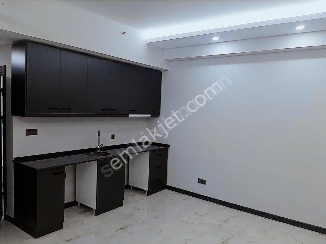 Serdivan Cadde54 Avmde E Blok 2.kat 68 M2 Kiralık Balkonlu Ofis - Görsel 4