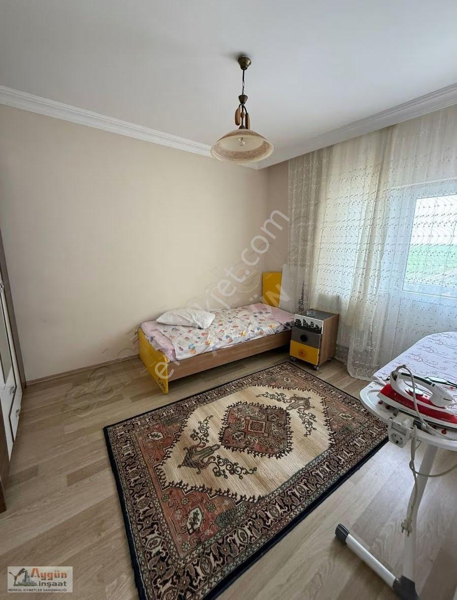 Beğendik Cumhuriyet Sitesinde Eşyalı 3+1 Daire - Görsel 13