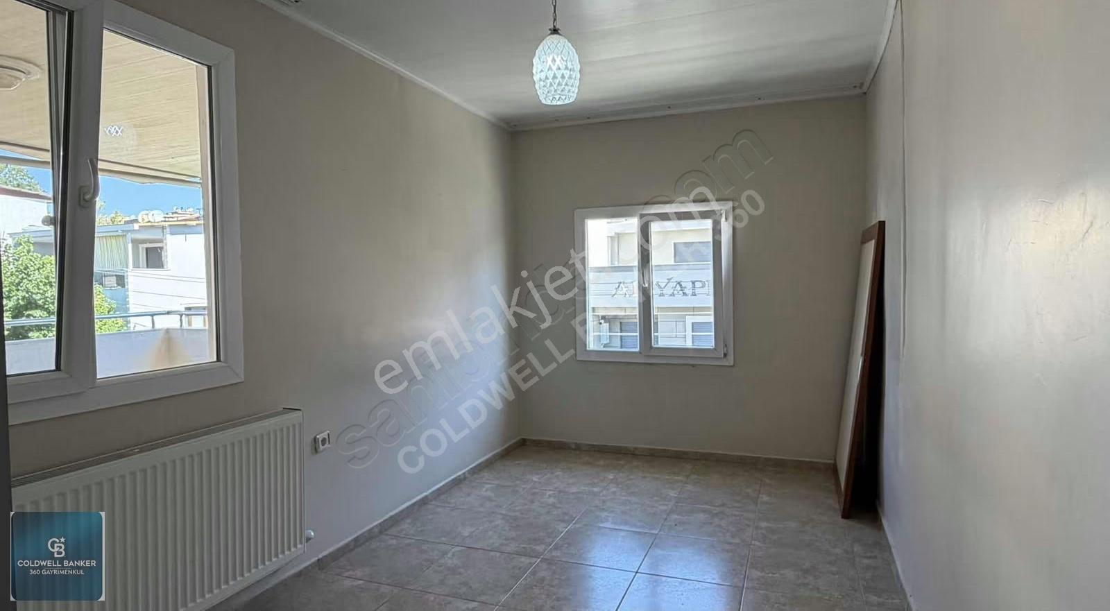 Buca Menderes Teraslı Ferah 3+1 Kiralık Daire - Görsel 15